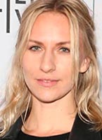 Мики Самнер Mickey Sumner